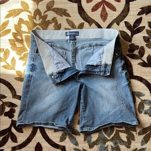 Casual Light Blue Denim Shorts